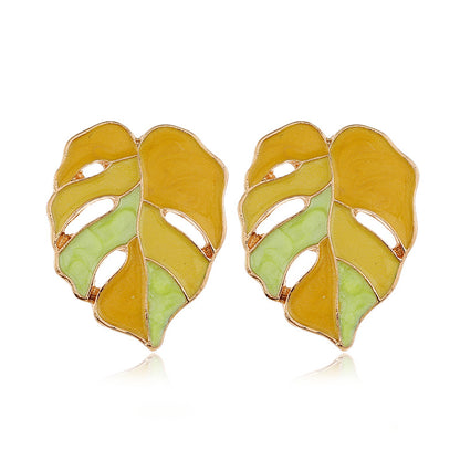 INS Exaggerated Hollow Leaf Earrings – Wild Retro ZA Alloy Statement Jewelry for Women