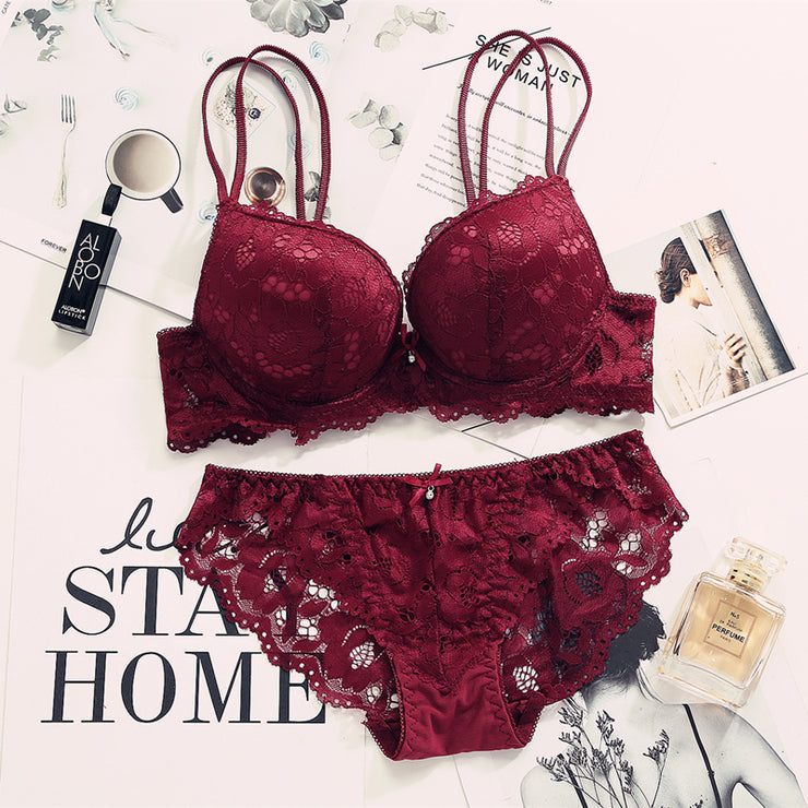 Lace underwear set