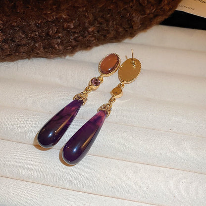 Niche temperament earrings