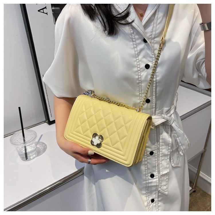 Rhombus shoulder bags