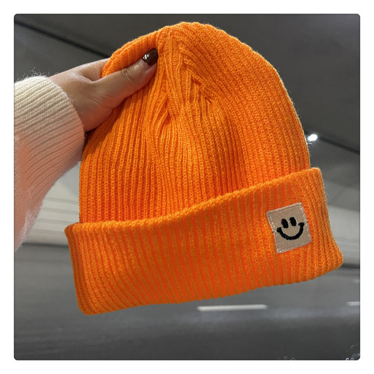 Woman Solid Color Knitted Beanie