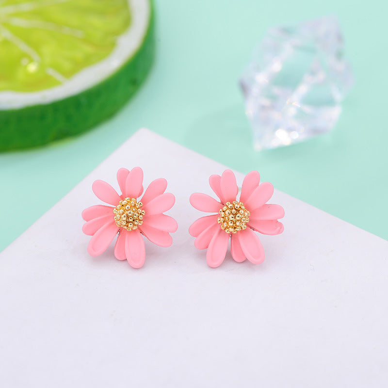 Fashion Small Fresh Daisy Earrings