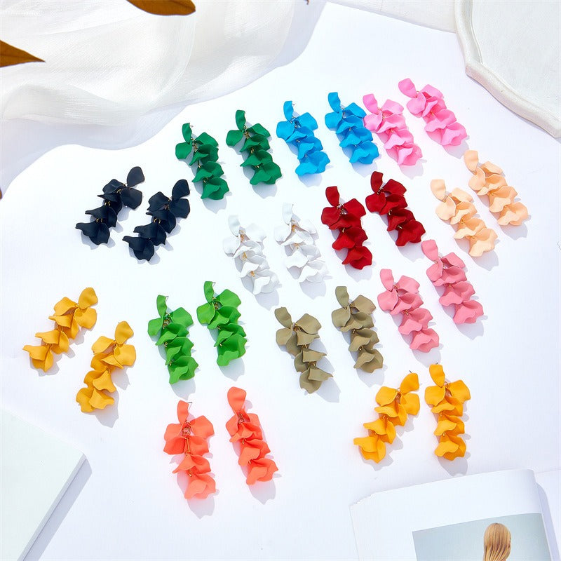 Fashionable petal leaf earrings