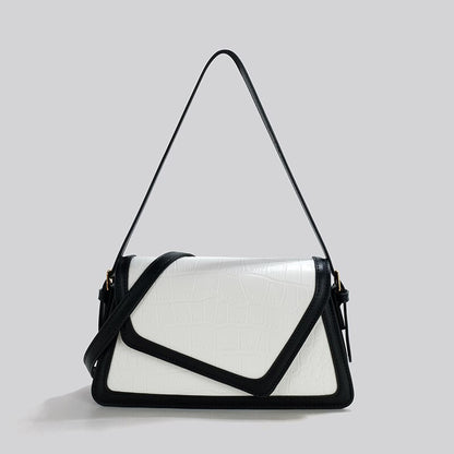 Horizontal shoulder bag