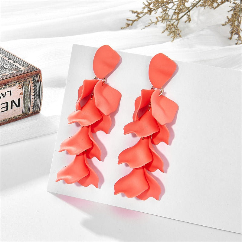 Fashionable petal leaf earrings