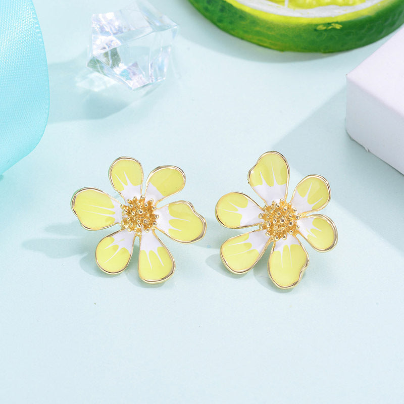 Small Fresh Flower Earrings
