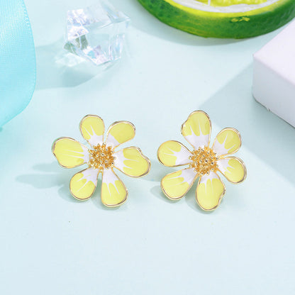 Small Fresh Flower Earrings