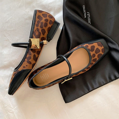 Square toe, shallow mouth, leopard print suede Flats