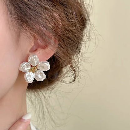 White Pearl Flower Earrings