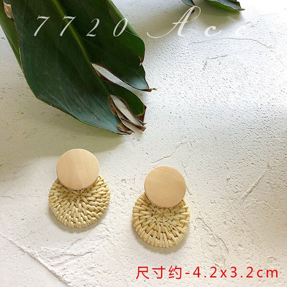 Retro Exaggerated Geometric Rattan Woven Earrings
