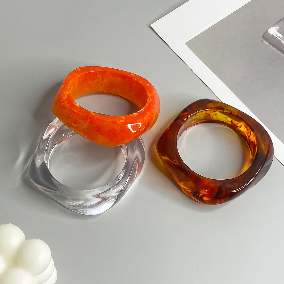 Exaggerated design polygonal translucent bracelet Retro imitation tortoise shell color niche bracelet