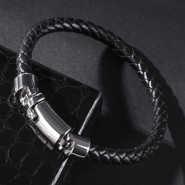 Hand-woven Leather Stainless Steel Classic Light Luxury Men Bracelet