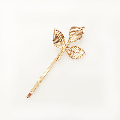 Women leaves hairpin