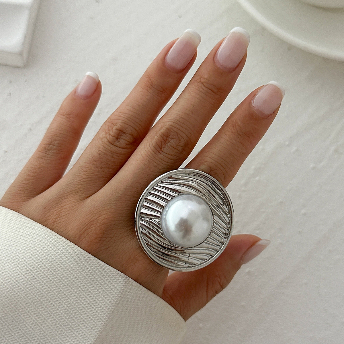 INS Irregular Winding Pearl Ring