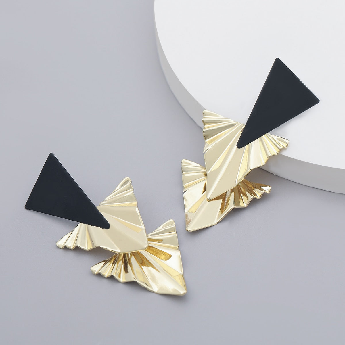 Retro Geometric Metal Drop Earrings