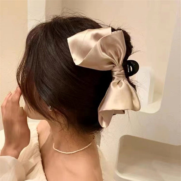 Woman Fashionable Versatile Bow Hair Clip