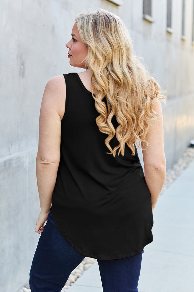 Basic Bae Full Size Round Neck Curved Hem Tank