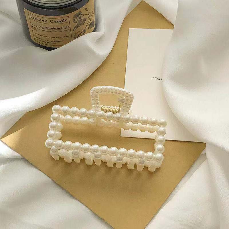 Women Pearl Claw Clip