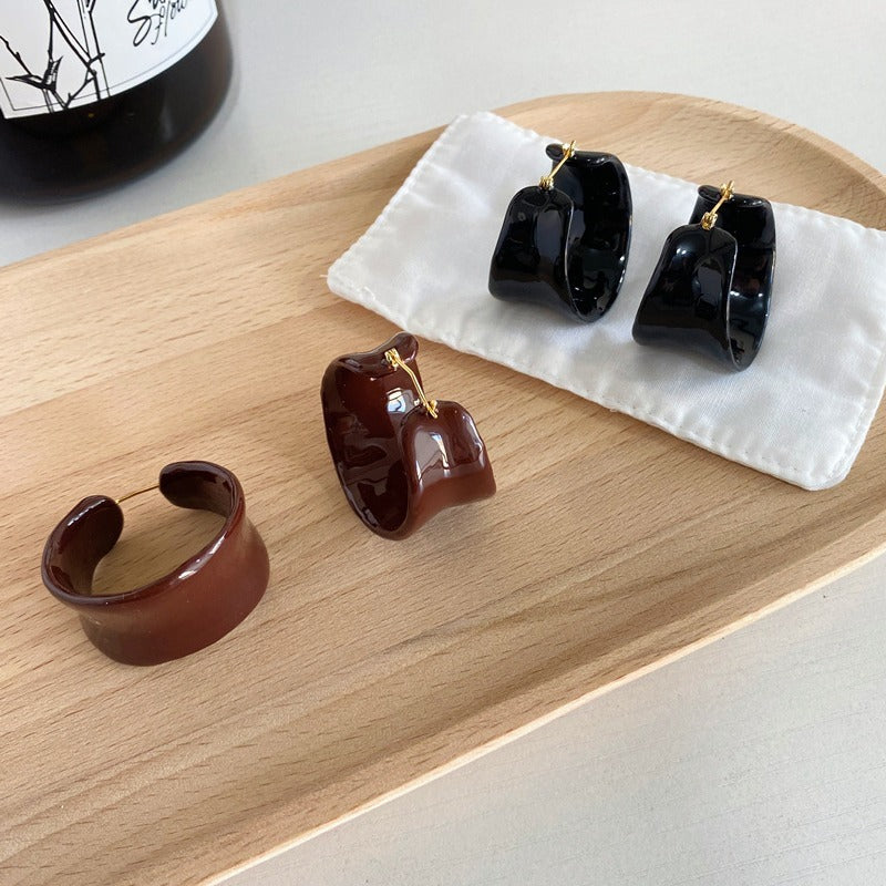 C hoop glaze Earrings