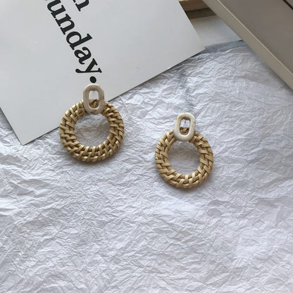 Retro Exaggerated Geometric Rattan Woven Earrings