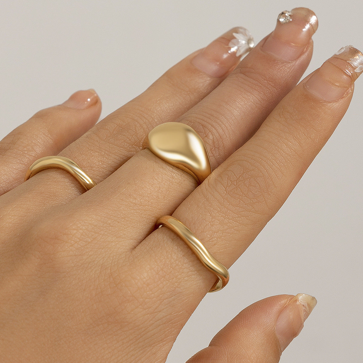Molten Curve Open Metal Ring