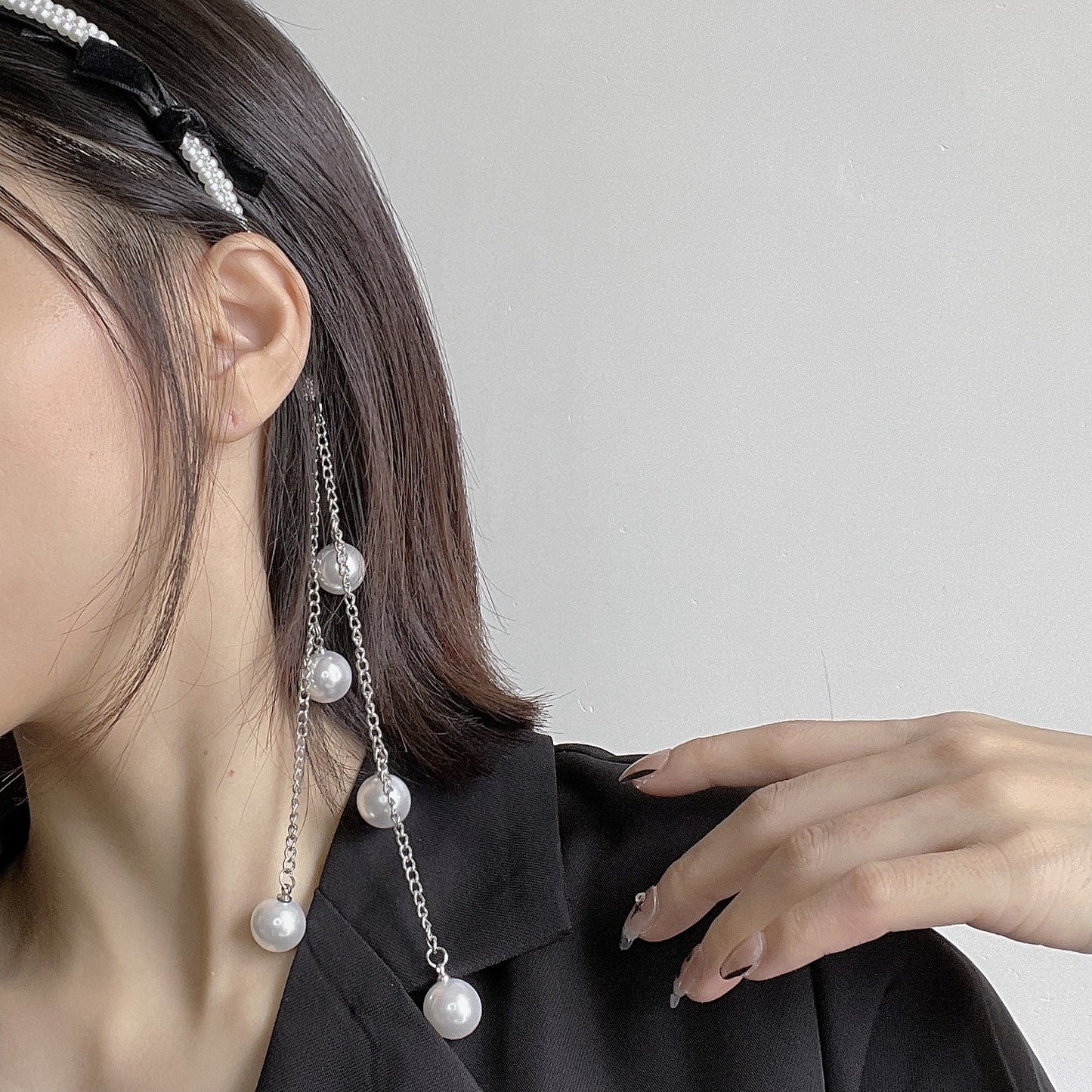 Women's vintage Pearl Hair Headband