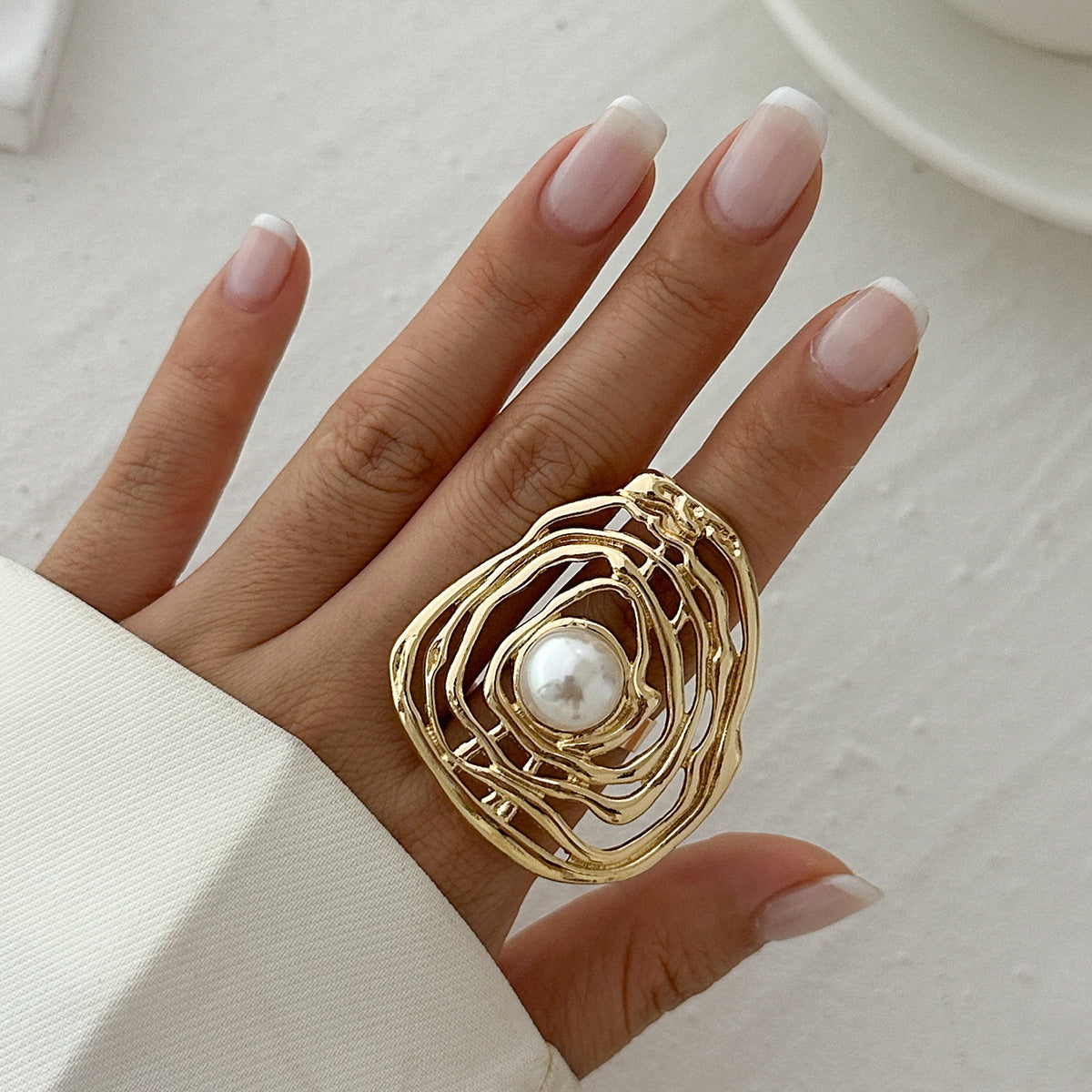 INS Irregular Winding Pearl Ring