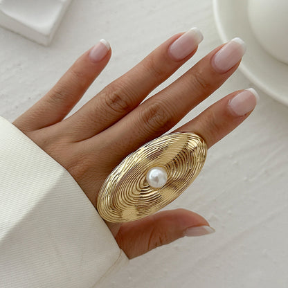 INS Irregular Winding Pearl Ring