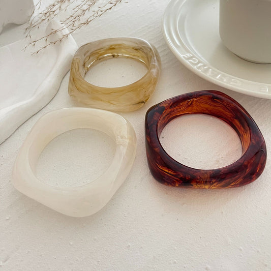 Round Acrylic Bracelet