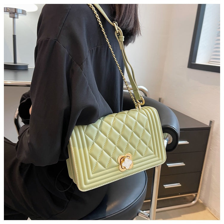 Rhombus shoulder bags