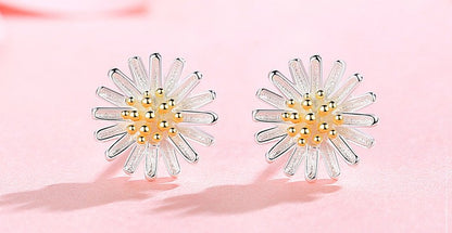 925 Sterling Silver Daisy Earrings