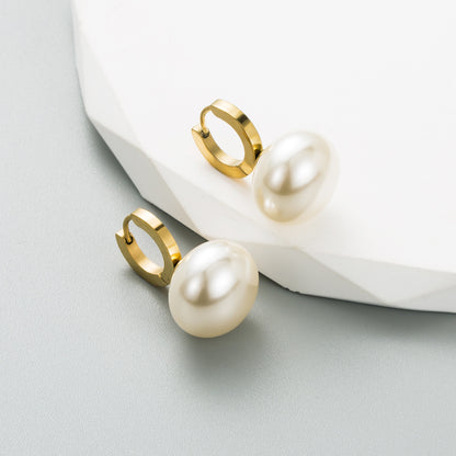 European & American Style Gold-Plated Lightweight Earrings – Pair