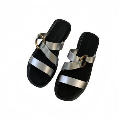 Flat-soled niche open-toe sandals
