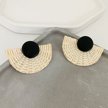 Retro Exaggerated Geometric Rattan Woven Earrings