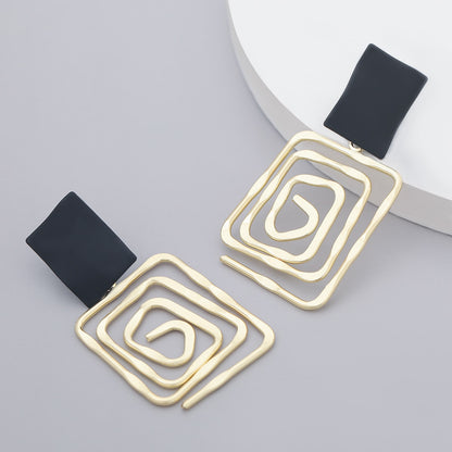 Retro Geometric Metal Drop Earrings