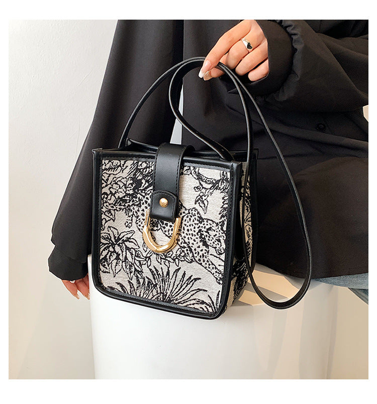 Graffiti Bucket Retro Bag