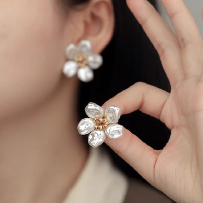 White Pearl Flower Earrings