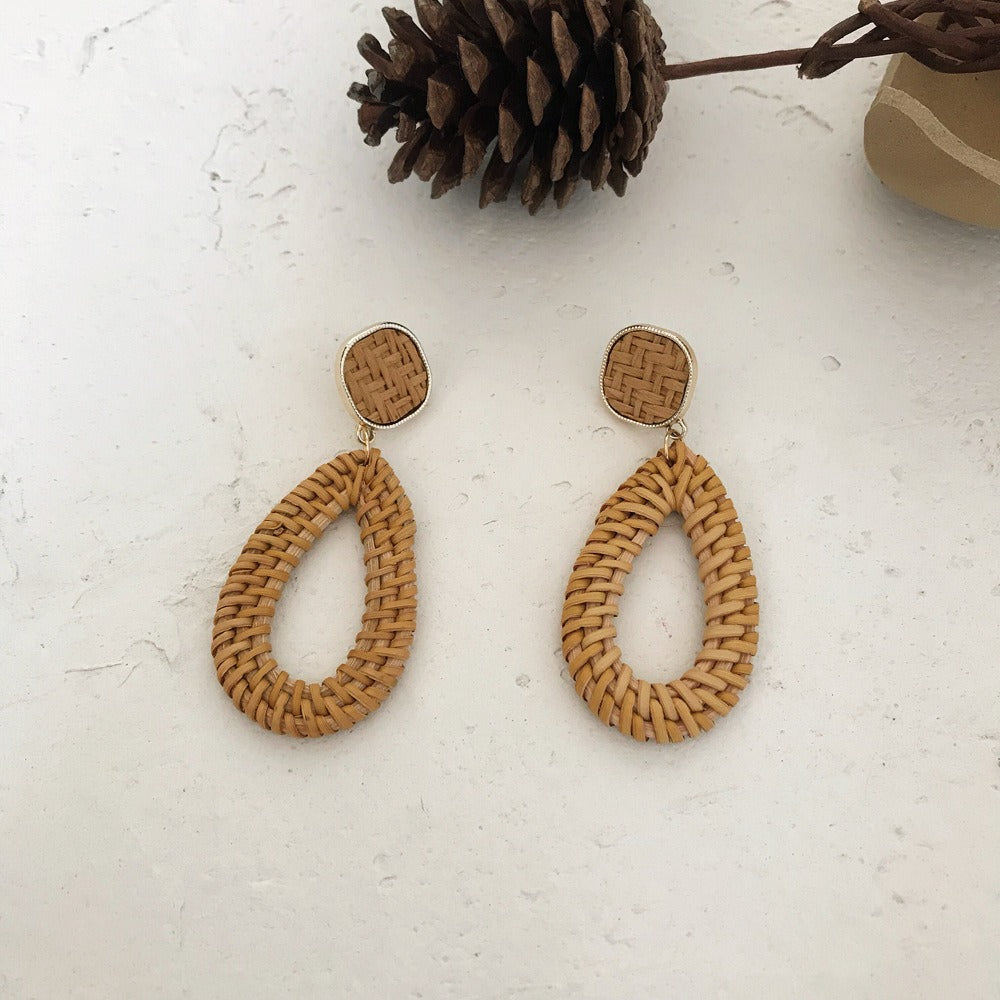 Retro Exaggerated Geometric Rattan Woven Earrings