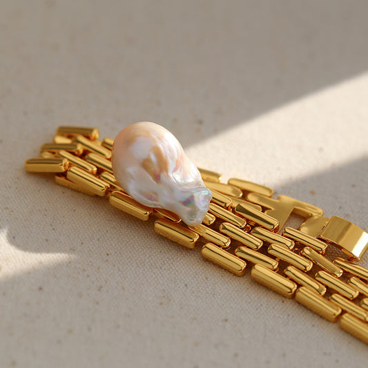 Wide chain Baroque pearl bracelet for women,