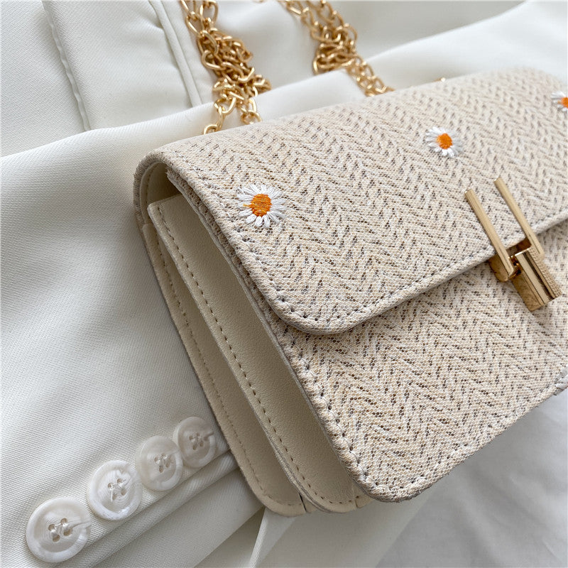 Lace Flower Woven crossbody bag
