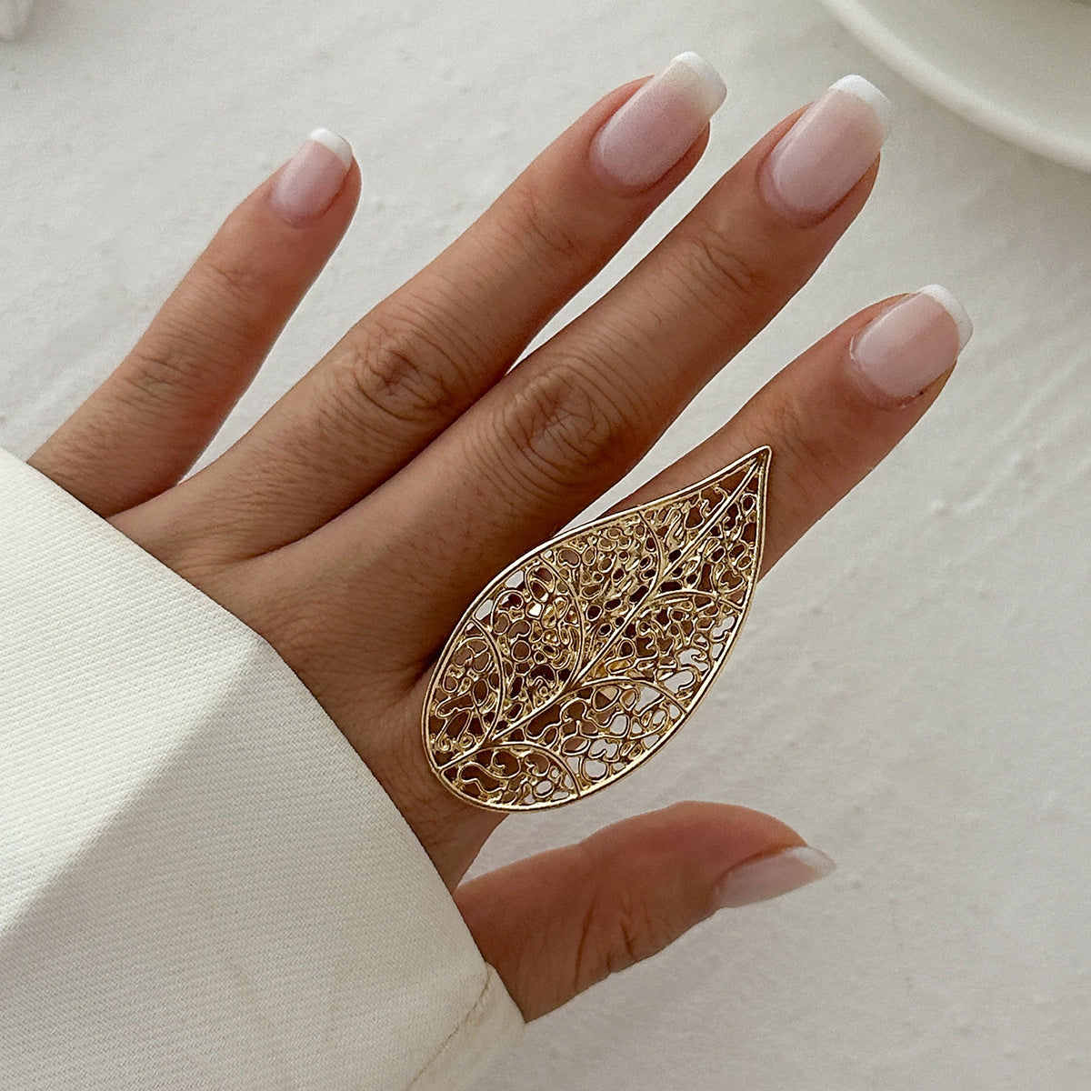 INS Irregular Winding Pearl Ring
