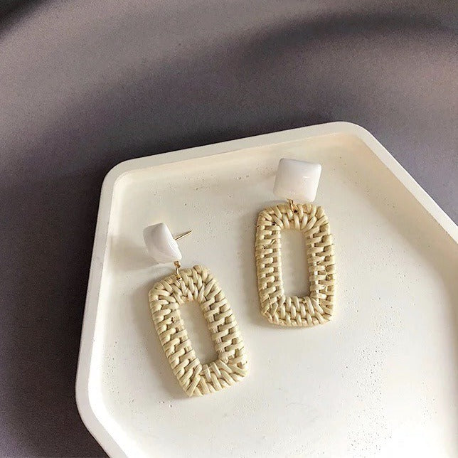 Retro Exaggerated Geometric Rattan Woven Earrings