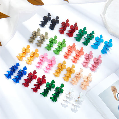 Fashionable petal leaf earrings