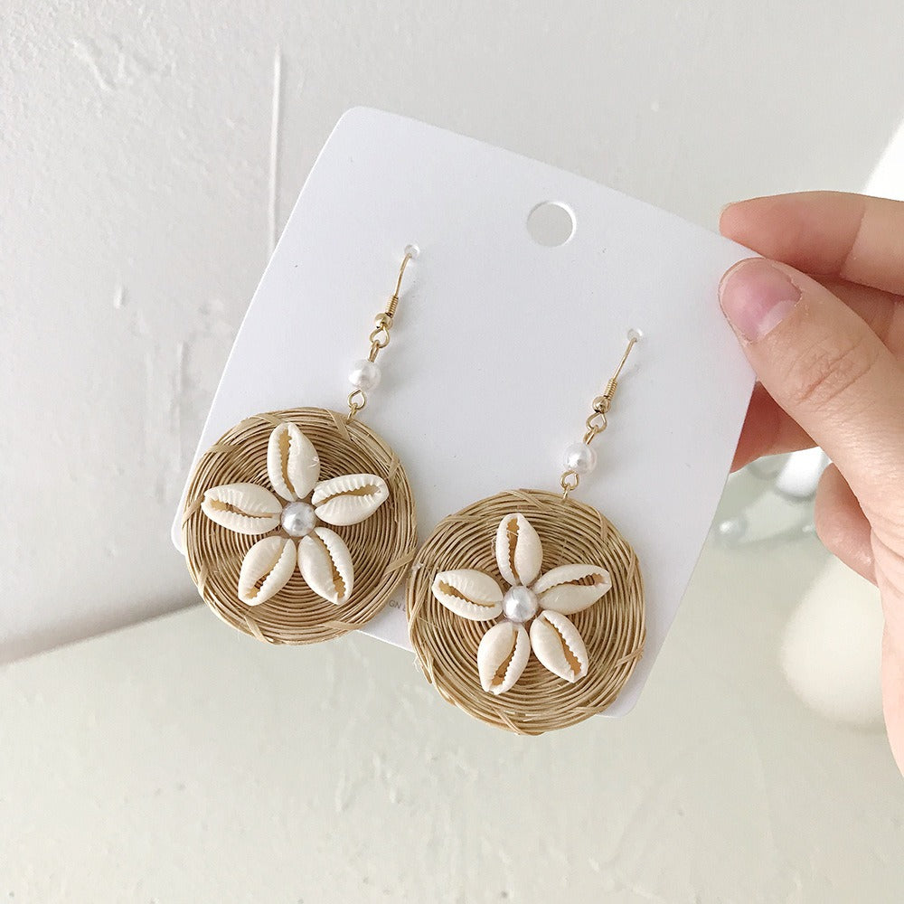 Retro Exaggerated Geometric Rattan Woven Earrings