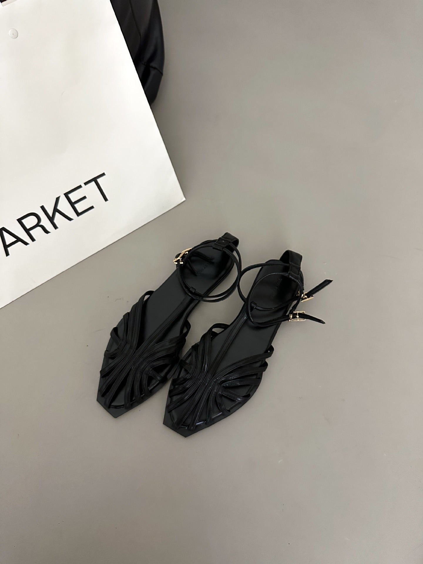 Knitted Hollow Wrist strap Flats