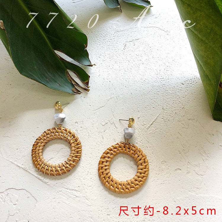 Retro Exaggerated Geometric Rattan Woven Earrings