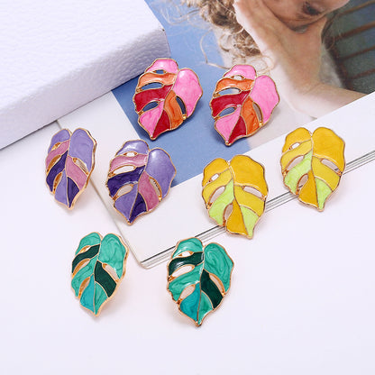 INS Exaggerated Hollow Leaf Earrings – Wild Retro ZA Alloy Statement Jewelry for Women