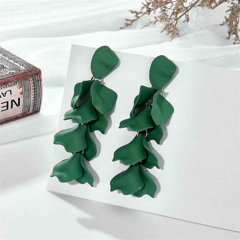 Fashionable petal leaf earrings