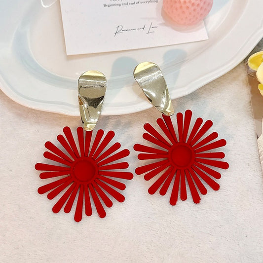 Solid Flower Exaggerated Earrings