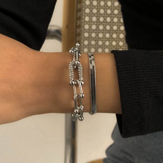 Simple flat snake bone metal bracelet hip-hop personality U-shaped square buckle rhinestone bracelet